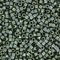 Miyuki delica Beads 11/0 - Opaque avocado luster DB-1566